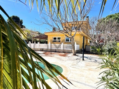 Venta Casa unifamiliar en Corral Saune Salou. Con terraza 200 m²