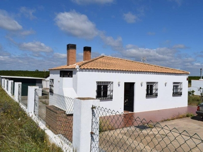 Venta Casa unifamiliar en Diseminados Villablanca. Con terraza 150 m²