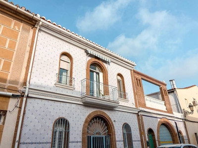 Venta Casa unifamiliar en Mariana Pineda Burjassot. Con terraza 207 m²