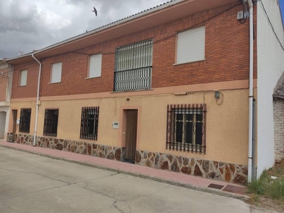 Venta Casa unifamiliar en Nueva 3 Nava de La Asunción. 354 m²