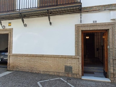 Venta Casa unifamiliar en Rodriguez Marin San Juan de Aznalfarache. Con terraza 309 m²