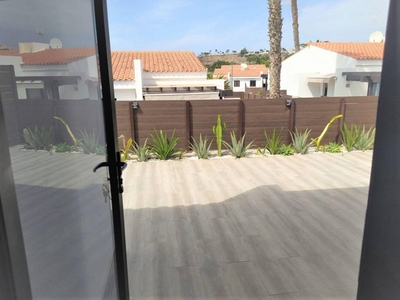 Venta Casa unifamiliar en Touroperador Vingresor San Bartolomé de Tirajana. Buen estado con terraza 35 m²