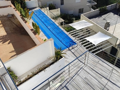 Venta Casa unifamiliar en Urbanización Ladera del Mar Nerja. Plaza de aparcamiento con terraza 430 m²