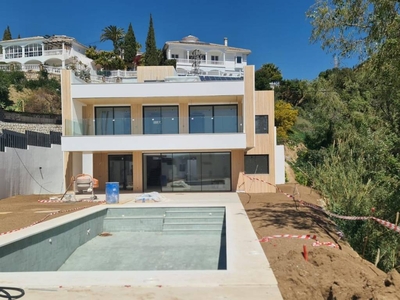 Venta Casa unifamiliar en Victoria 40 Benalmádena. Con terraza 750 m²