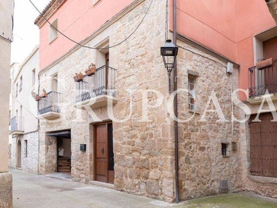 Venta Casa unifamiliar Puigverd de Lleida. Con terraza 300 m²
