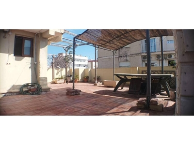 Venta Casa unifamiliar Sedaví. Buen estado con terraza 280 m²