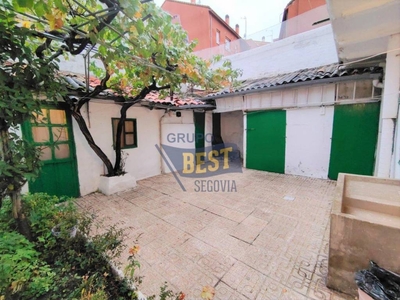 Venta Casa unifamiliar Segovia. Con terraza 211 m²
