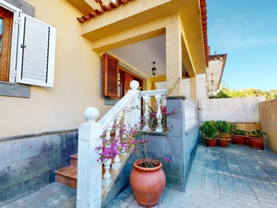 Venta Casa unifamiliar Teror. Con terraza 197 m²