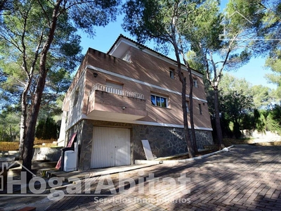 Venta Casa unifamiliar Torrent (València). Con terraza 364 m²