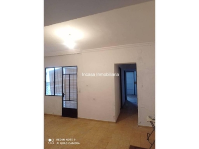 Venta Casa unifamiliar Valverde del Camino. Buen estado 137 m²