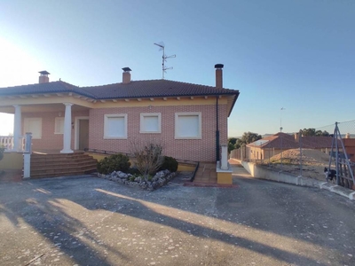 Venta Casa unifamiliar Villanueva de Duero. 347 m²