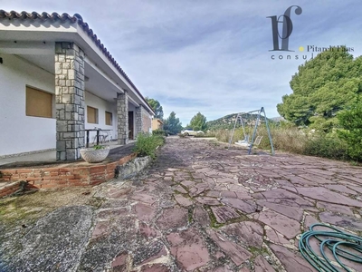 Venta Chalet en Calle San Francisco Náquera. A reformar con balcón 200 m²