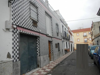Venta Chalet en Hernan Cortes Alcalá del Río. 459 m²