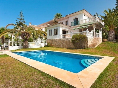 Venta Chalet Mijas. 275 m²