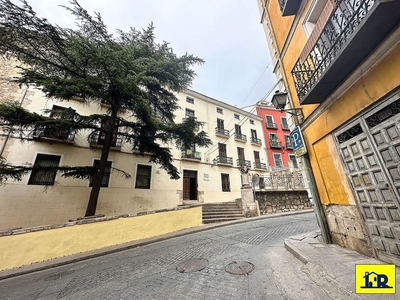 Venta de piso en Casco Histórico de 4 habitaciones y 170 m²