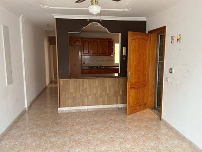 Venta Piso Agüimes. Piso de tres habitaciones Segunda planta