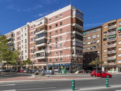 Venta Piso Alcalá de Henares. Piso de cuatro habitaciones Buen estado segunda planta