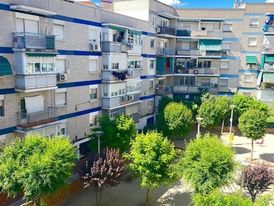 Venta Piso Alcobendas. Piso de tres habitaciones Con terraza