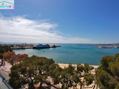 Venta Piso Alcúdia. Piso de tres habitaciones en Cap-roig Del. Primera planta con terraza