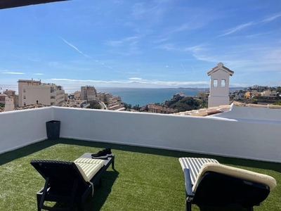 Venta Piso Benalmádena. Piso de cuatro habitaciones Con terraza