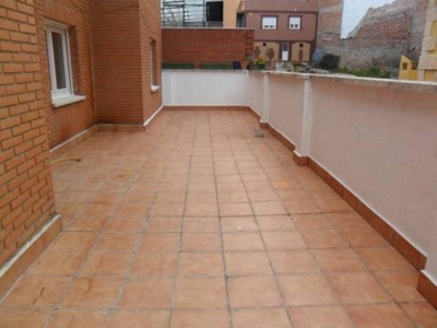 Venta Piso El Molar (Madrid). Piso de tres habitaciones Buen estado primera planta con terraza