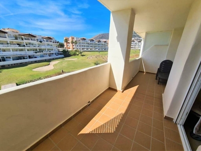 Venta Piso en Avenida del Sol. Benalmádena. Muy buen estado plaza de aparcamiento