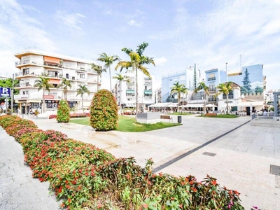 Venta Piso en Calle Huerto. Estepona. Buen estado plaza de aparcamiento con balcón calefacción individual