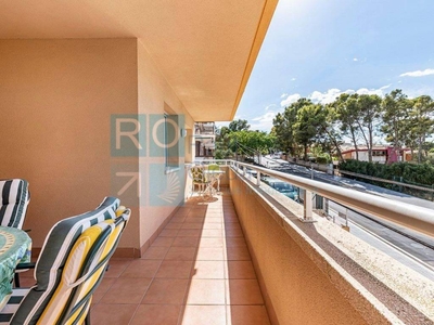 Venta Piso en Carretera de la Costa 64. Salou. Buen estado primera planta plaza de aparcamiento con balcón