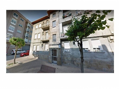 Venta Piso en Cl. Carlos Maside 8. Ourense. A reformar calefacción individual