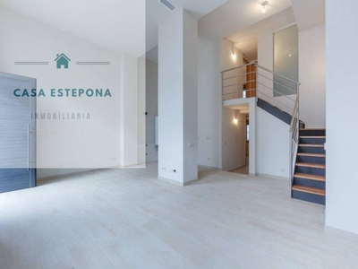 Venta Piso Estepona. Piso de cuatro habitaciones Planta baja