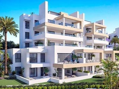 Venta Piso Estepona. Piso de tres habitaciones Segunda planta con terraza