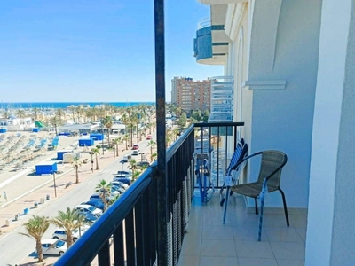 Venta Piso Fuengirola. Piso de tres habitaciones Quinta planta con terraza