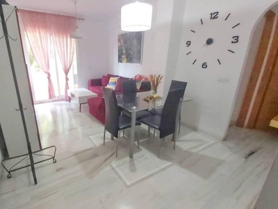 Venta Piso Fuengirola. Piso de una habitación en Calle camino de santiago. Buen estado segunda planta con terraza