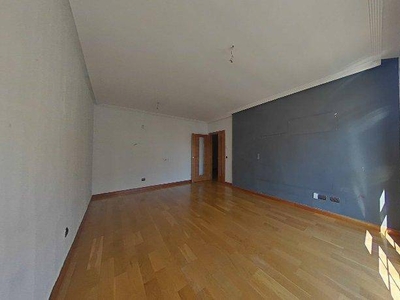 Venta Piso León. Piso de dos habitaciones en Calle Juan Pablo Ii. Cuarta planta