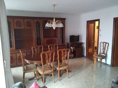 Venta Piso Lleida. Piso de cuatro habitaciones Quinta planta con balcón