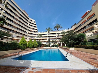 Venta Piso Marbella. Piso de tres habitaciones Segunda planta con terraza