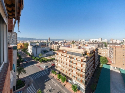 Venta Piso Murcia. Piso de cuatro habitaciones Décima planta con balcón