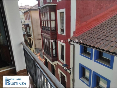 Venta Piso Plentzia. Piso de tres habitaciones en Calle ARTEKALE. Buen estado segunda planta con terraza