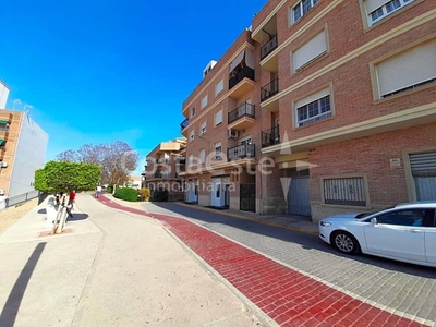 Venta Piso Riba-roja de Túria. Piso de tres habitaciones en Carrer Sagunt. Segunda planta