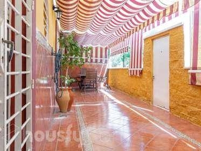 Venta Piso Rincón de la Victoria. Piso de tres habitaciones en Calle Arroyo Totalán. Plaza de aparcamiento