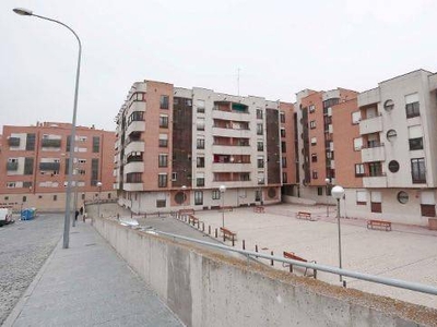 Venta Piso Salamanca. Piso de tres habitaciones