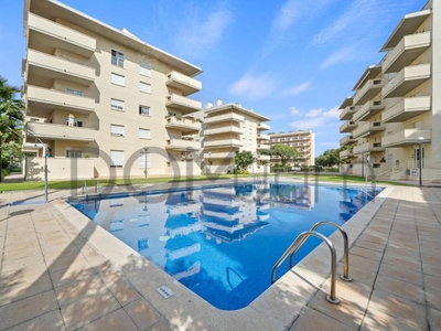 Venta Piso Salou. Piso de dos habitaciones en Camí del Raco. Primera planta con terraza