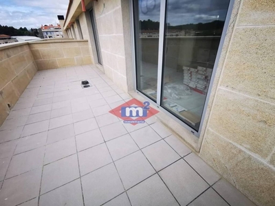 Venta Piso Salvaterra de Miño. Piso de dos habitaciones en Calle FONTOURA. Buen estado primera planta con terraza