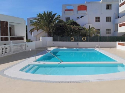 Venta Piso San Bartolomé de Tirajana. Piso de dos habitaciones en Los Dragos 13. Buen estado