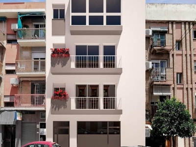 Venta Piso Sevilla. Piso de tres habitaciones Primera planta con terraza