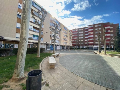 Venta Piso Valladolid. Piso de cuatro habitaciones Entreplanta con balcón