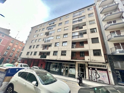 Venta Piso Valladolid. Piso de tres habitaciones A reformar quinta planta plaza de aparcamiento con terraza calefacción central