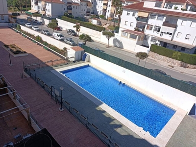 Venta Piso Vélez-Málaga. Piso de dos habitaciones Muy buen estado segunda planta plaza de aparcamiento con terraza calefacción individual