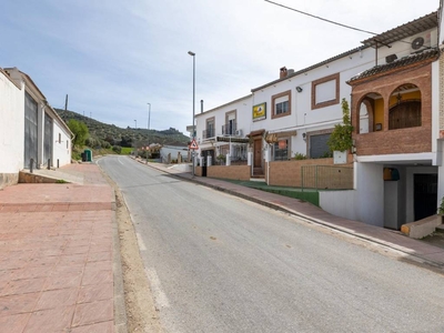 Venta Piso Zagra. Piso de tres habitaciones en Guardia Civil. Primera planta con balcón