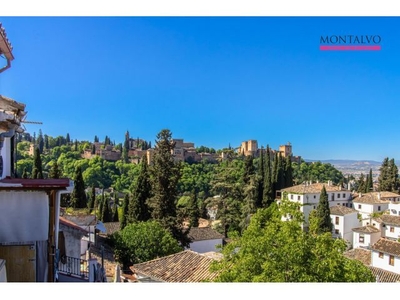 Casa con vistas a la Alhambra
